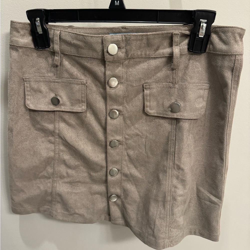 Grey Buttoned Skirt